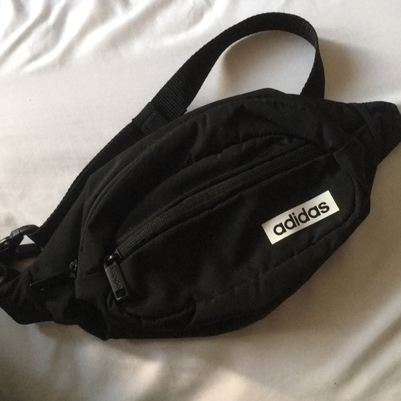 adidas Handbags - Nwot Adidas Fanny pack